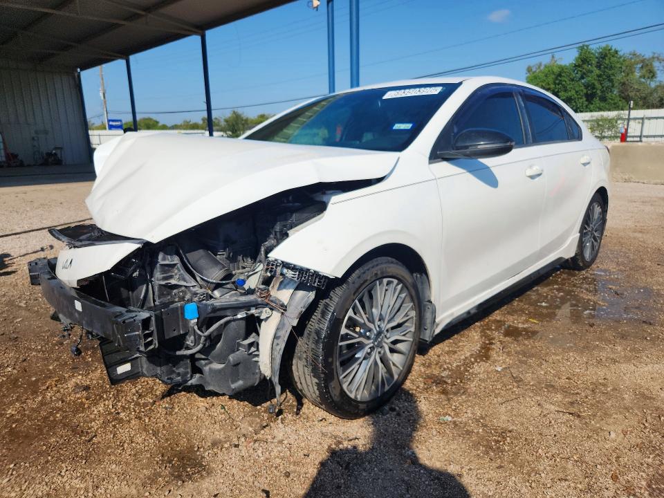 KIA FORTE 2022 with VIN 3KPF54ADXNE458650 - Photo from auction