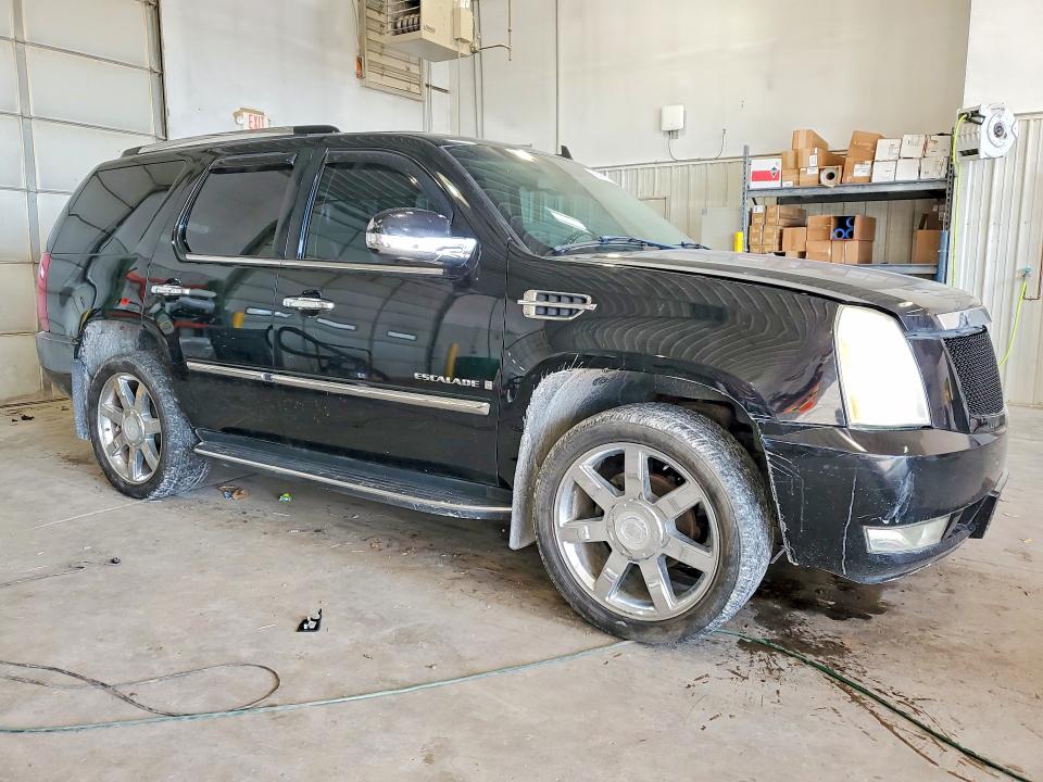 Photo 4 from auction – 2007 CADILLAC ESCALADE with VIN 1GYFK63867R374685