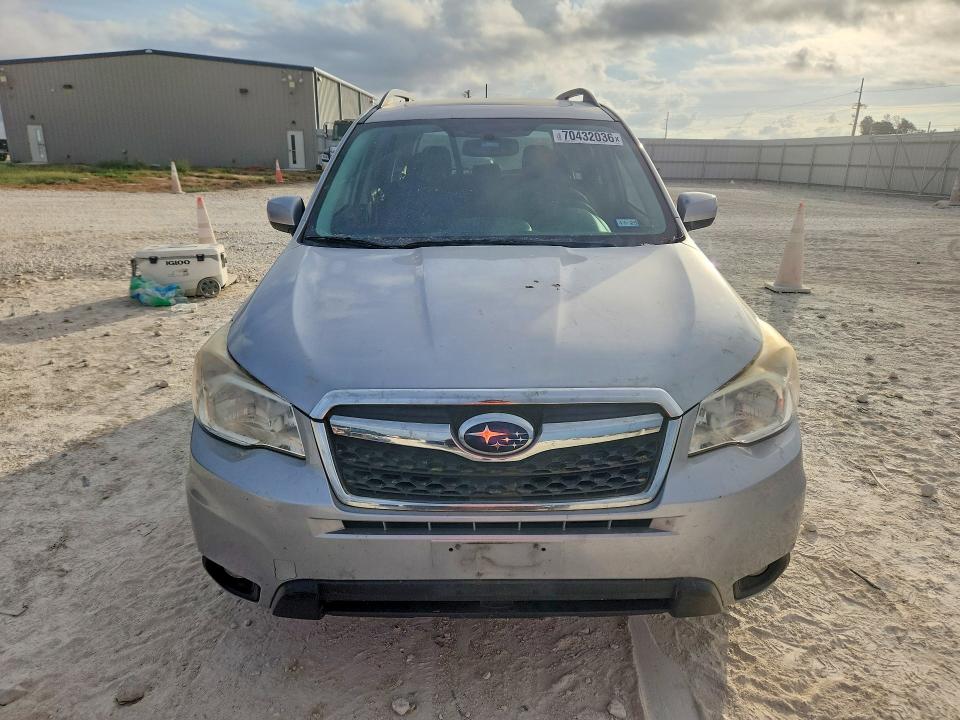 Photo 5 from auction – 2014 SUBARU FORESTER with VIN JF2SJAHC3EH489806