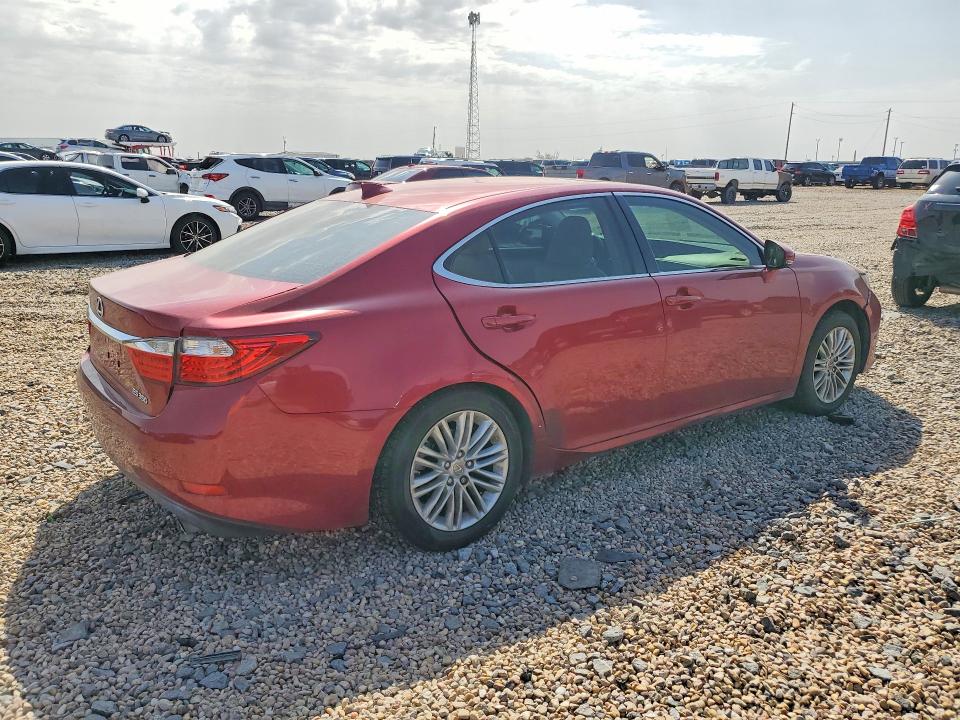 Photo 3 from auction – 2015 LEXUS ES with VIN JTHBK1GG1F2156796