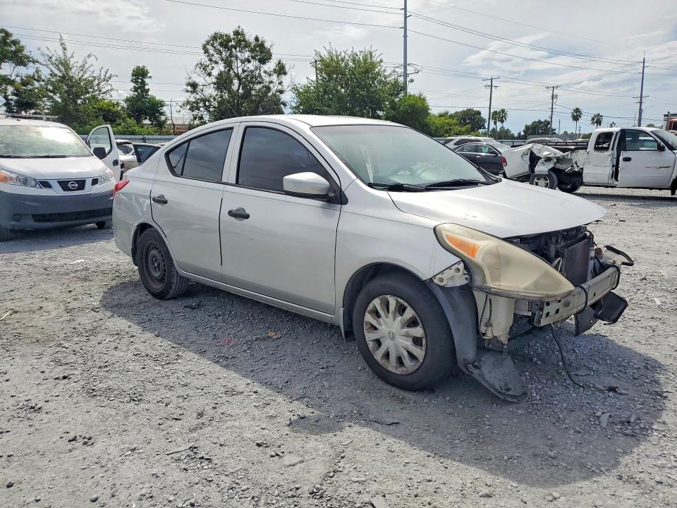 Снимка 4 от търг – 2016 NISSAN VERSA с VIN 3N1CN7AP5GL835790