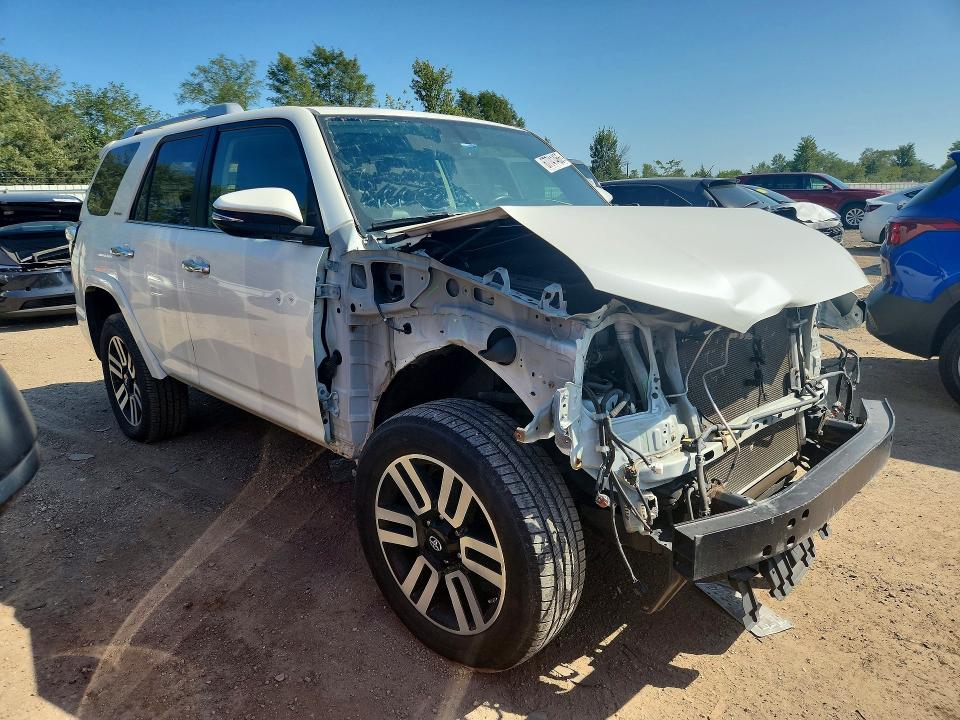 Foto 4 de la subasta – 2016 TOYOTA 4RUNNER con VIN JTEBU5JR0G5389397