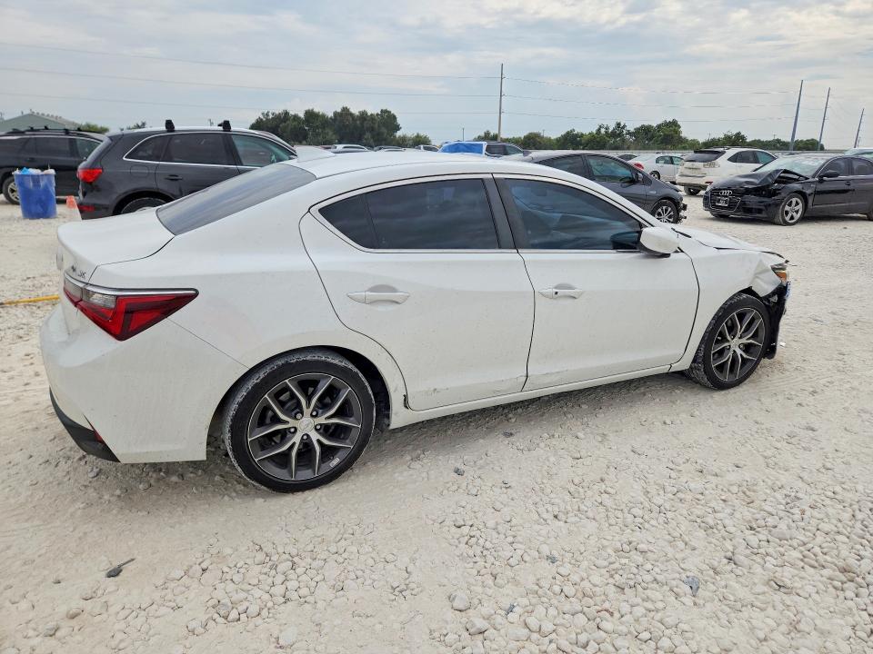Photo 3 from auction – 2020 ACURA ILX with VIN 19UDE2F77LA006249