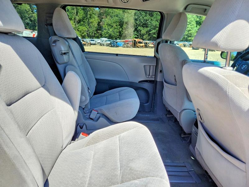 Photo 11 from auction – 2016 TOYOTA SIENNA with VIN 5TDKK3DCXGS736492