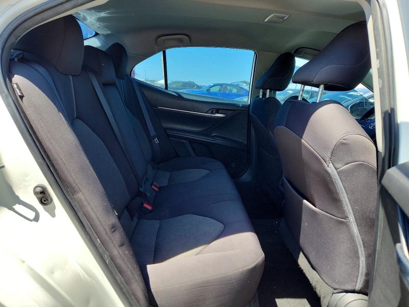 Photo 10 from auction – 2022 TOYOTA CAMRY with VIN 4T1C11AK2NU024781