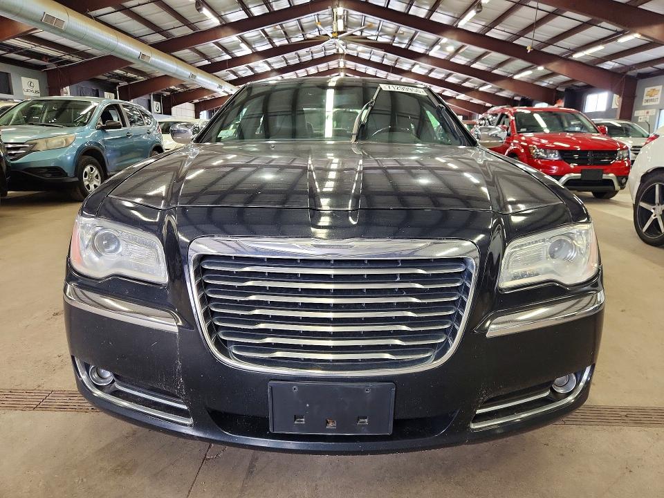 Photo 5 from auction – 2013 CHRYSLER 300C with VIN 2C3CCAET0DH666309