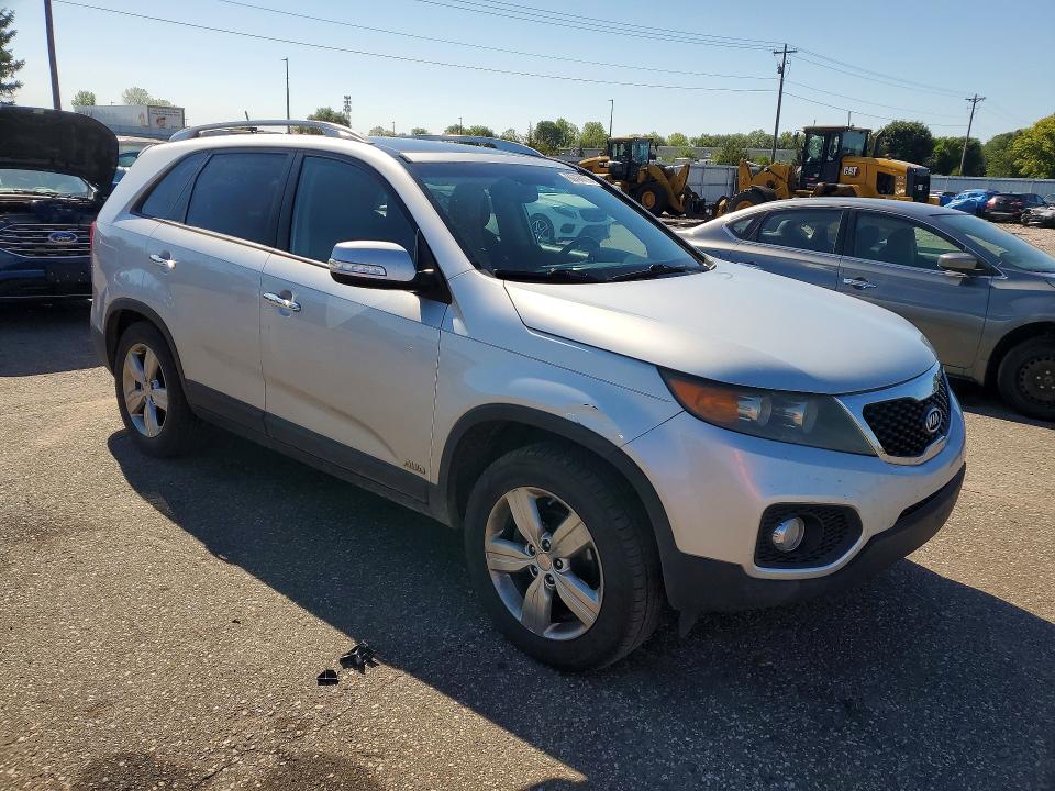 Photo 4 from auction – 2012 KIA SORENTO with VIN 5XYKUDA23CG275901