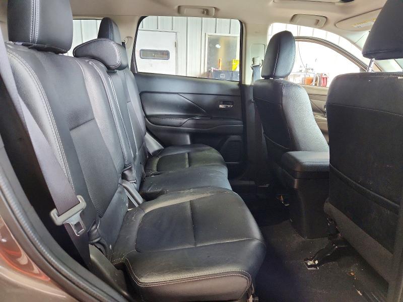Photo 11 from auction – 2016 MITSUBISHI OUTLANDER with VIN JA4AD3A30GZ015763