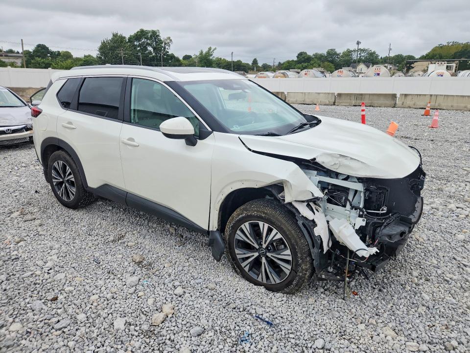 Снимка 4 от търг – 2023 NISSAN ROGUE с VIN 5N1BT3BB7PC837929
