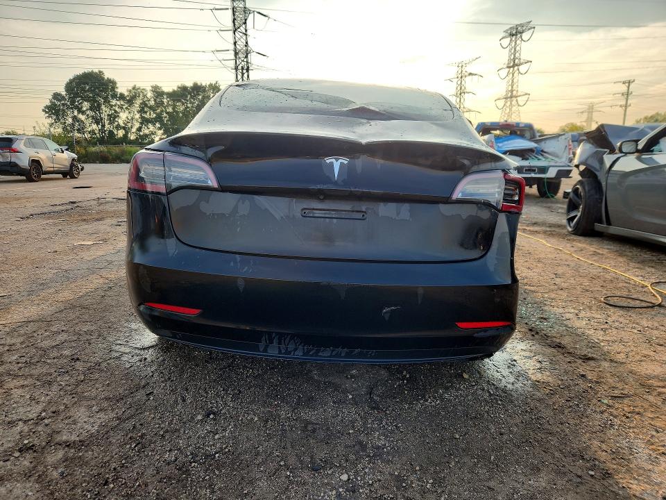 Photo 6 from auction – 2022 TESLA MODEL 3 with VIN 5YJ3E1EA0NF286642