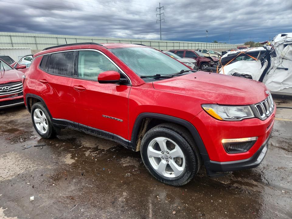 Фото 4 с аукциона – 2018 JEEP COMPASS с VIN 3C4NJDBB1JT262185