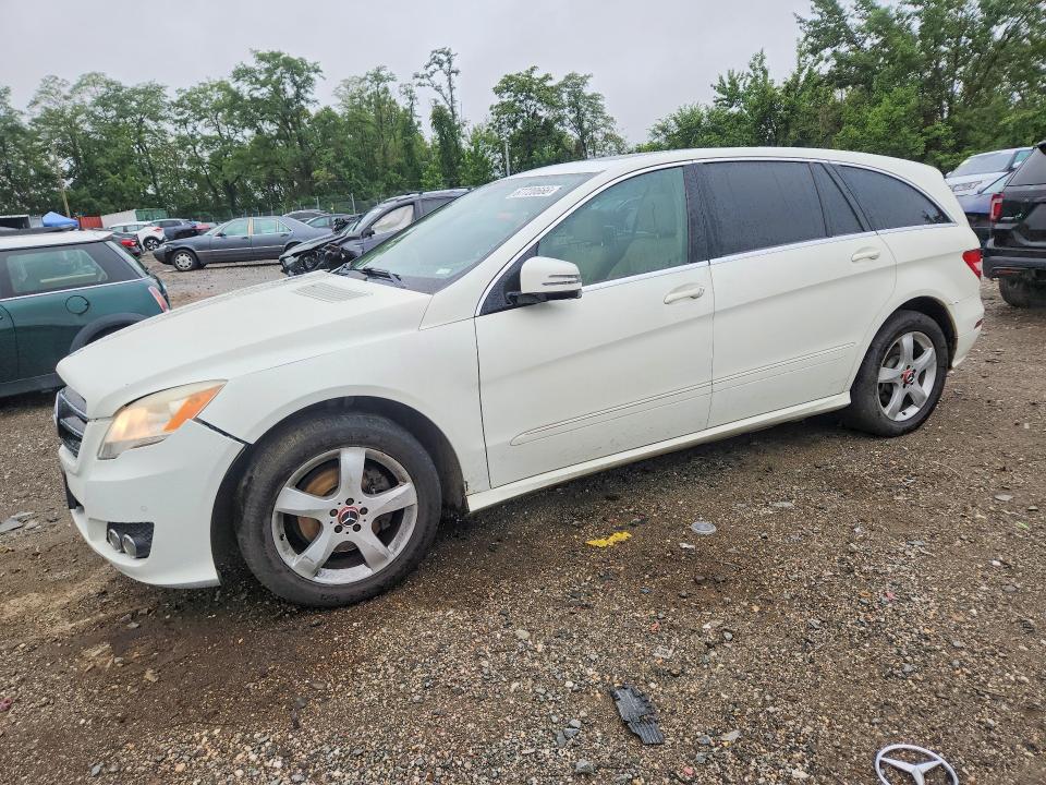 2011 MERCEDES-BENZ R