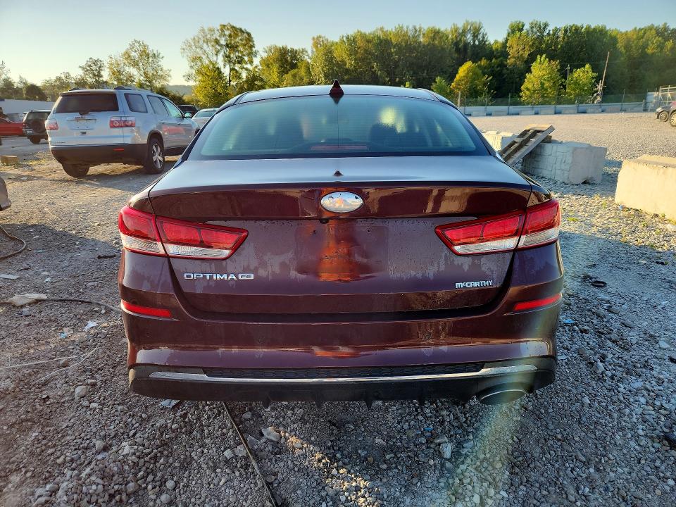 Photo 6 from auction – 2019 KIA OPTIMA with VIN 5XXGT4L35KG287548