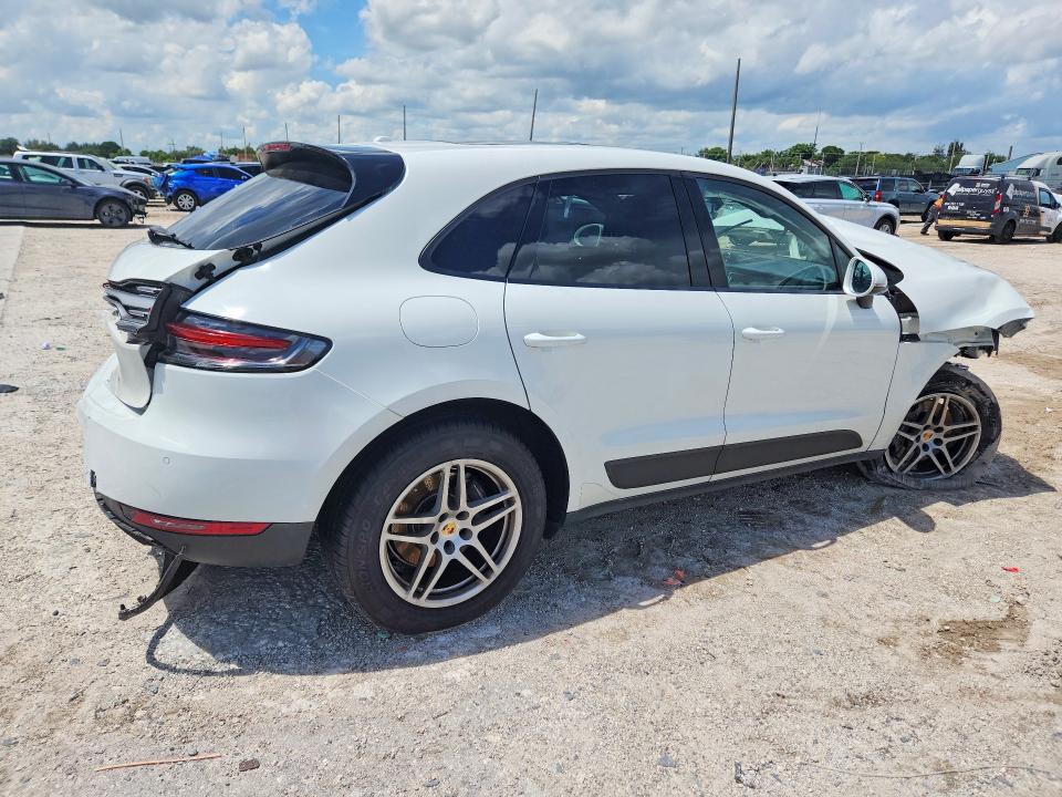 Снимка 3 от търг – 2021 PORSCHE MACAN с VIN WP1AA2A56MLB01179