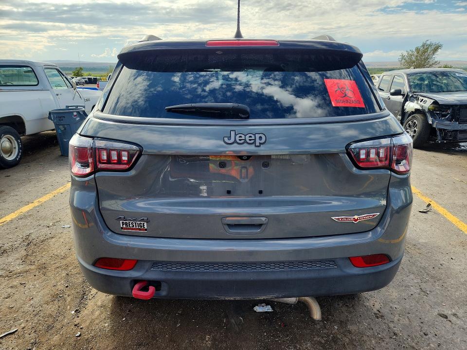 Photo 6 from auction – 2019 JEEP COMPASS with VIN 3C4NJDDB6KT668249