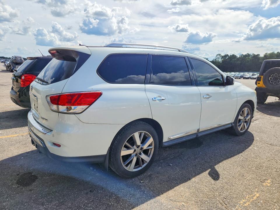 Photo 3 from auction – 2015 NISSAN PATHFINDER with VIN 5N1AR2MN4FC651713
