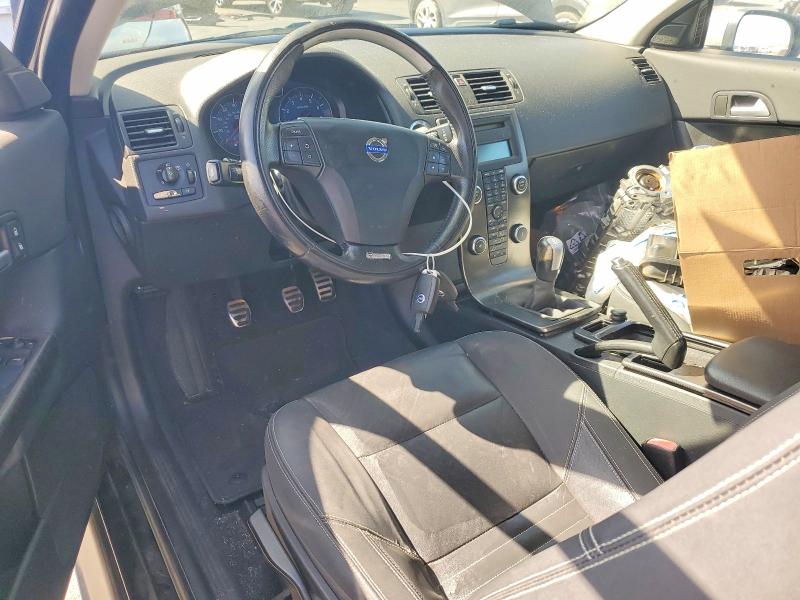صورة رقم 8 من المزاد - 2011 VOLVO C30 مع VIN YV1672MK1B2231956