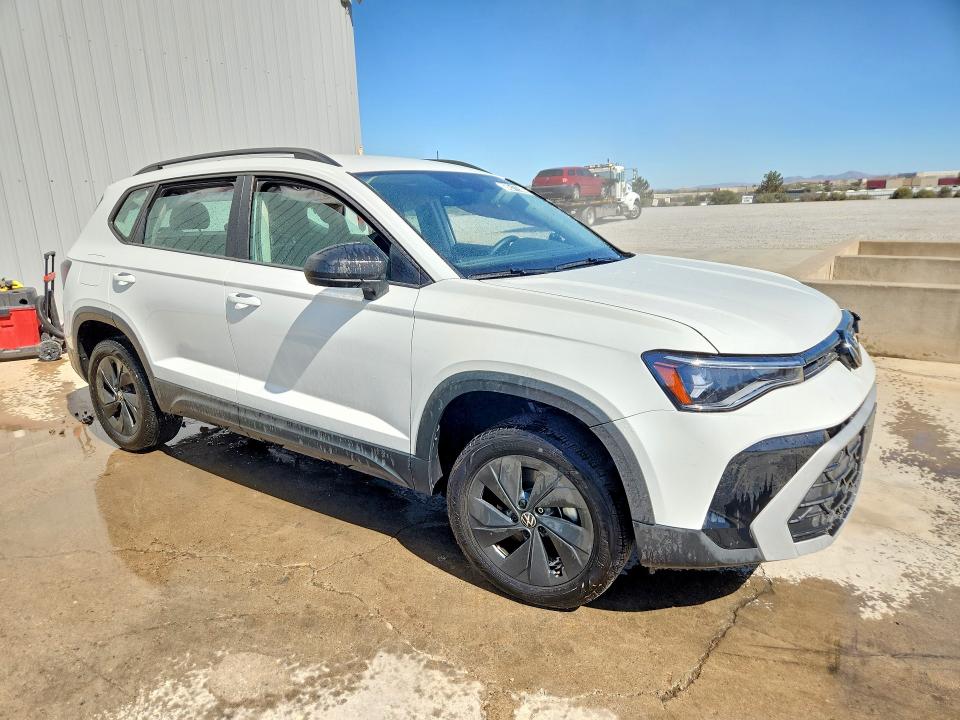 Photo 4 from auction – 2025 VOLKSWAGEN TAOS with VIN 3VV5C7B28SM014685
