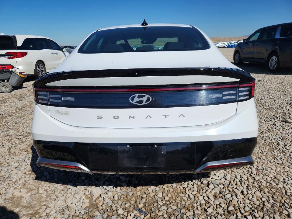 Снимка 6 от търг – 2025 HYUNDAI SONATA с VIN KMHL64JA8SA472644