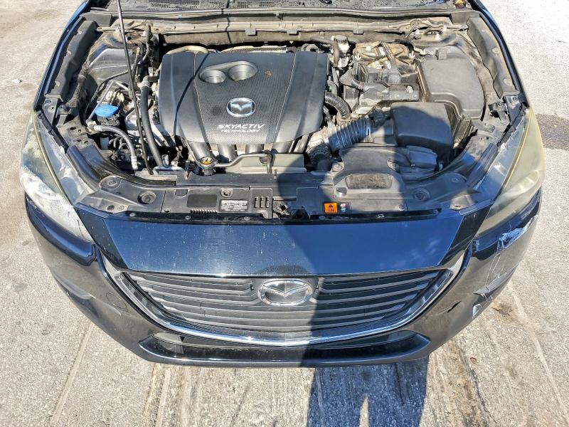 Photo 11 from auction – 2018 MAZDA 3 with VIN 3MZBN1V32JM266151