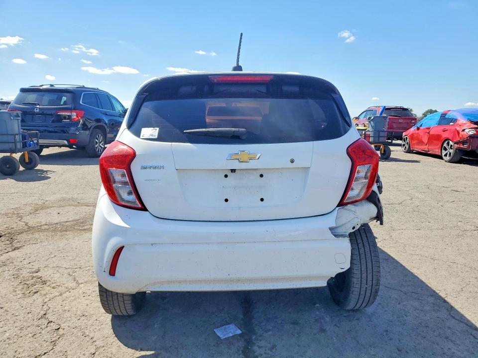 Photo 6 from auction – 2018 CHEVROLET SPARK with VIN KL8CB6SA5JC474521