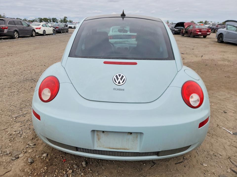Снимка 6 от търг – 2010 VOLKSWAGEN NEW BEETLE с VIN 3VWRG3AG2AM036784