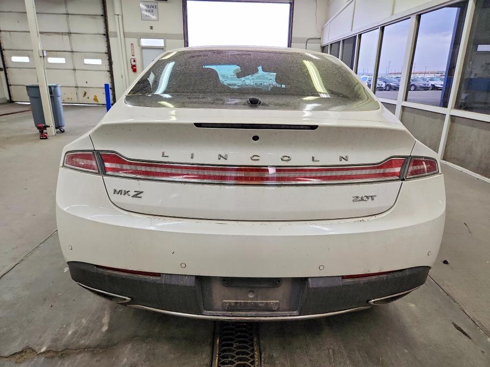 Photo 6 from auction – 2018 LINCOLN MKZ with VIN 3LN6L5E95JR621060