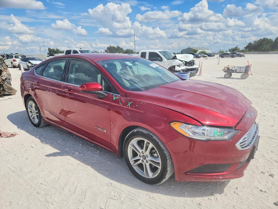 Photo 4 from auction – 2018 FORD FUSION with VIN 3FA6P0LU8JR208719
