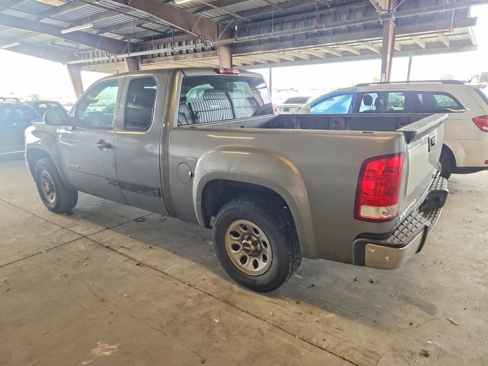 Photo 2 from auction – 2007 GMC NEW SIERRA with VIN 1GTEC19C27Z516480