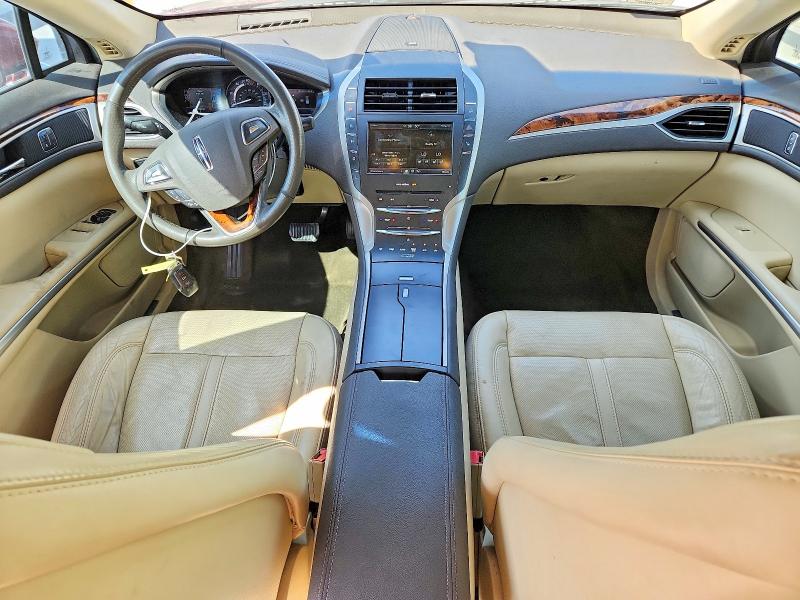 Zdjęcie 8 z aukcji – 2014 LINCOLN MKZ z VIN 3LN6L2LU8ER833916