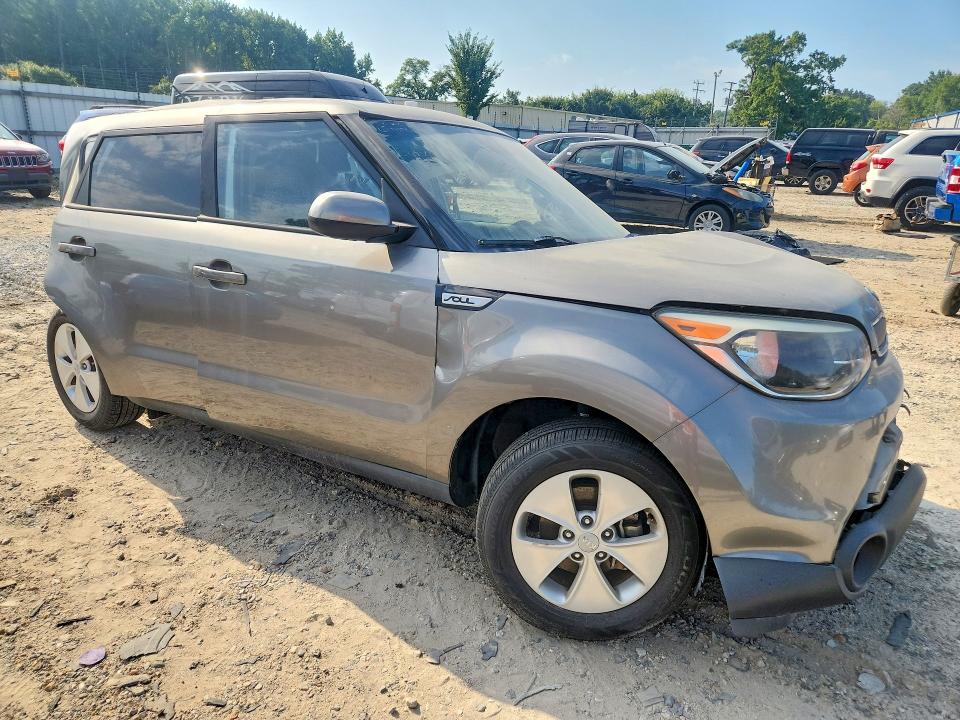 Zdjęcie 4 z aukcji – 2016 KIA SOUL z VIN KNDJN2A27G7245252