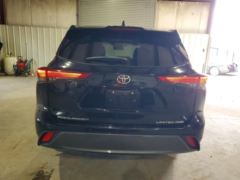 Photo 6 from auction – 2020 TOYOTA HIGHLANDER with VIN 5TDDZRBH1LS037879
