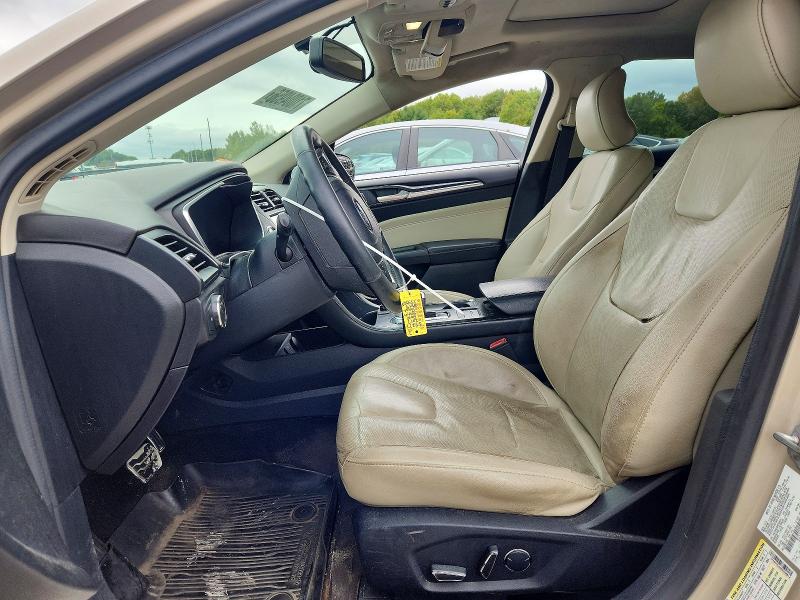 Zdjęcie 7 z aukcji – 2017 FORD FUSION z VIN 3FA6P0SU0HR268814