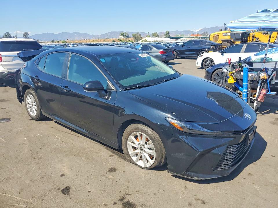Photo 4 from auction – 2025 TOYOTA CAMRY with VIN 4T1DAACK8SU018982