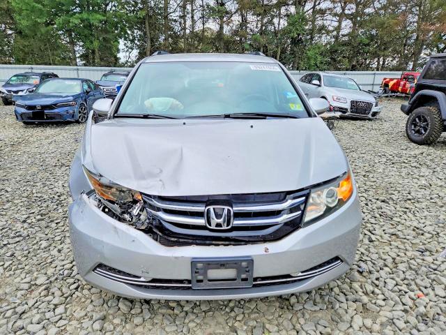 Снимка 5 от търг – 2015 HONDA ODYSSEY с VIN 5FNRL5H46FB107597