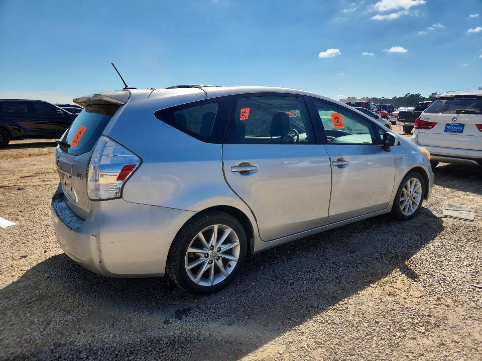 Photo 3 from auction – 2012 TOYOTA PRIUS V with VIN JTDZN3EU3C3045135