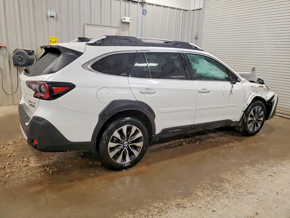 Zdjęcie 3 z aukcji – 2024 SUBARU OUTBACK z VIN 4S4BTAPC4R3276033