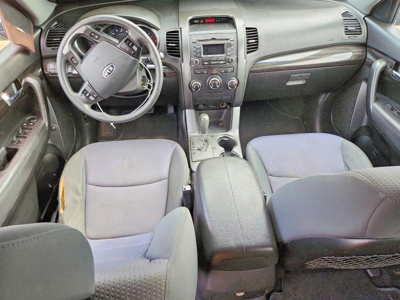 Zdjęcie 8 z aukcji – 2012 KIA SORENTO z VIN 5XYKT3A12CG303823