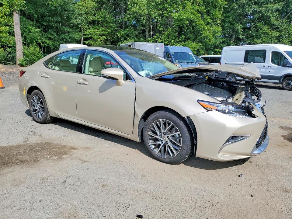 Фото 4 с аукциона – 2018 LEXUS ES с VIN 58ABK1GG8JU080559