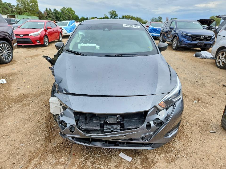 Снимка 5 от търг – 2024 NISSAN VERSA с VIN 3N1CN8DV9RL818168