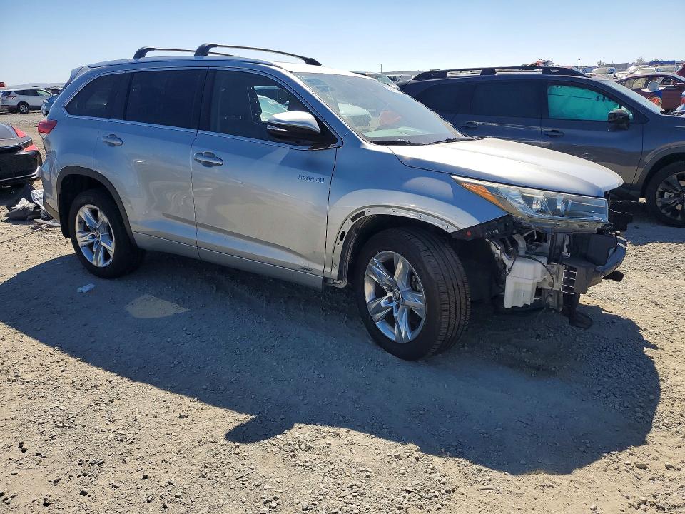 Photo 4 from auction – 2017 TOYOTA HIGHLANDER HYBRID with VIN 5TDDGRFH0HS024581