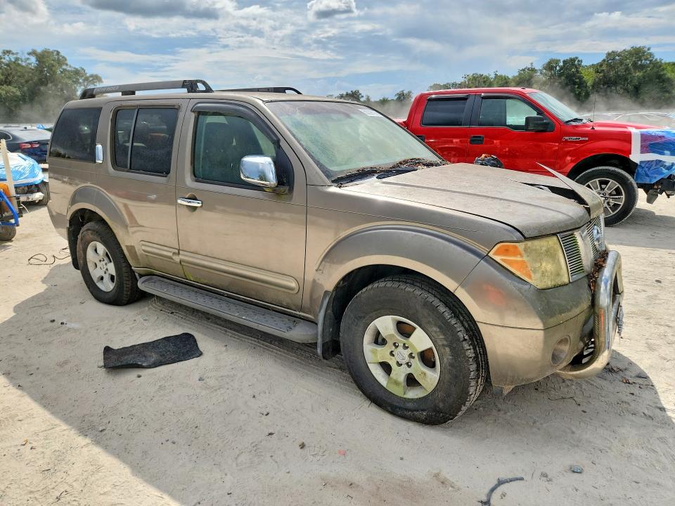 Photo 4 from auction – 2005 NISSAN PATHFINDER with VIN 5N1AR18U65C764394