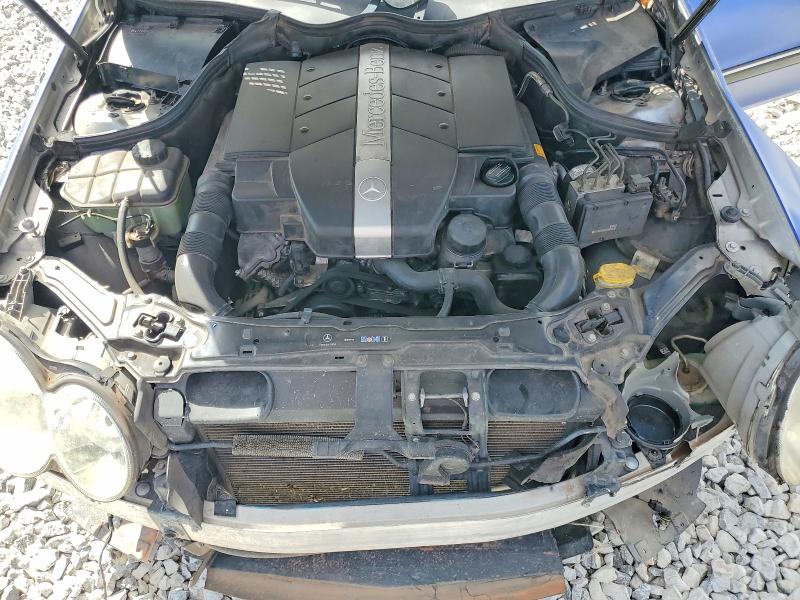 Photo 11 from auction – 2004 MERCEDES-BENZ CLK with VIN WDBTK65G44T015913