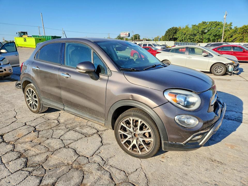 Zdjęcie 4 z aukcji – 2016 FIAT 500X z VIN ZFBCFXET9GP410372