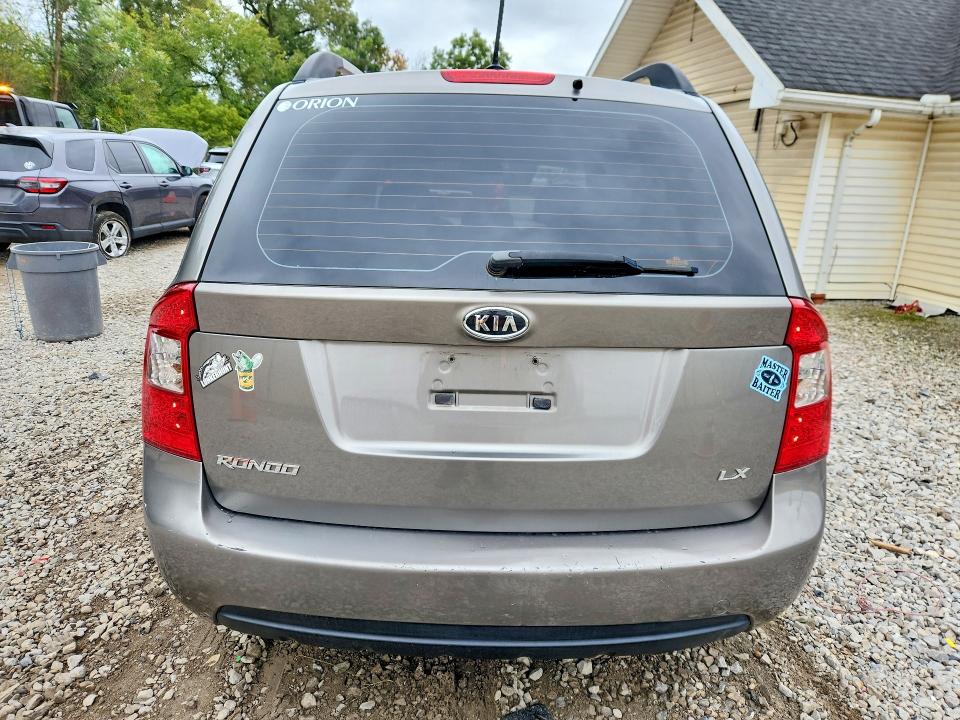 Photo 6 from auction – 2010 KIA RONDO with VIN KNAHG8C80A7299879