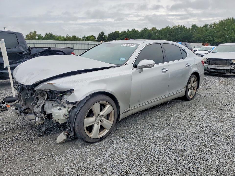 LEXUS LS 2011 with VIN JTHBL5EF7B5103088 - Photo from auction
