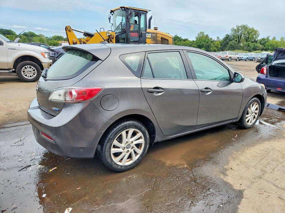 Photo 3 from auction – 2013 MAZDA 3 with VIN JM1BL1LPXD1726155