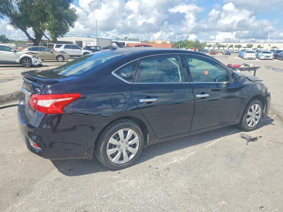Photo 3 from auction – 2017 NISSAN SENTRA with VIN 3N1AB7AP9HY265488
