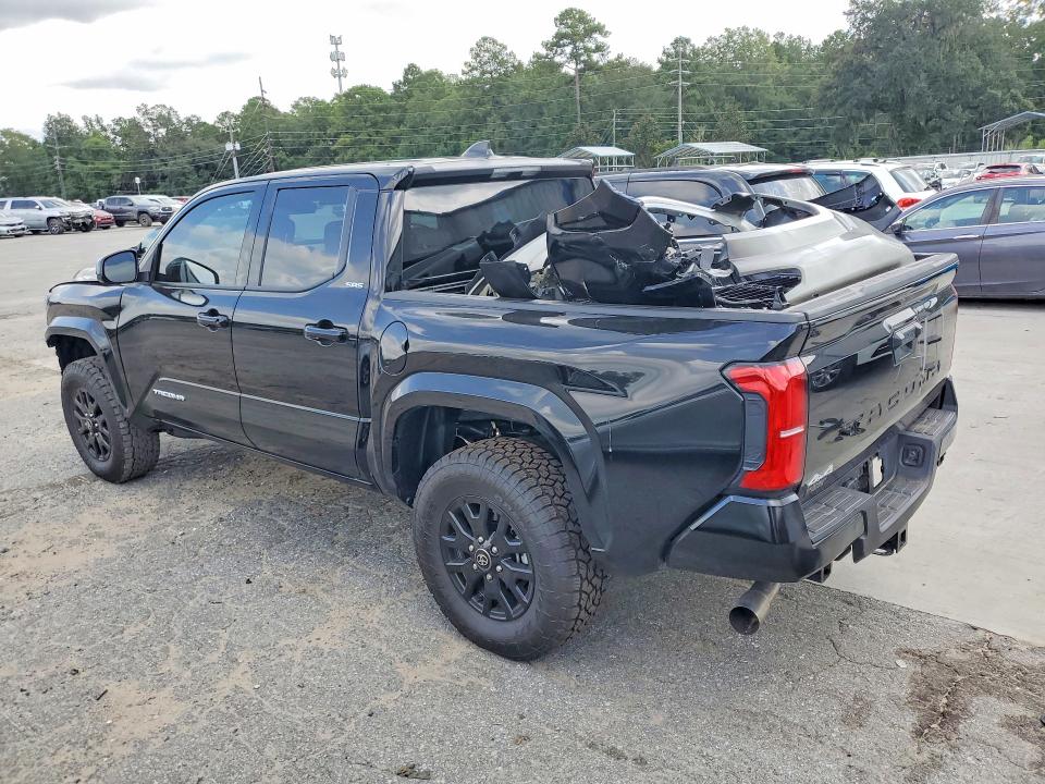 Photo 2 from auction – 2026 TOYOTA TACOMA with VIN 3TMLB5JN5TM281776