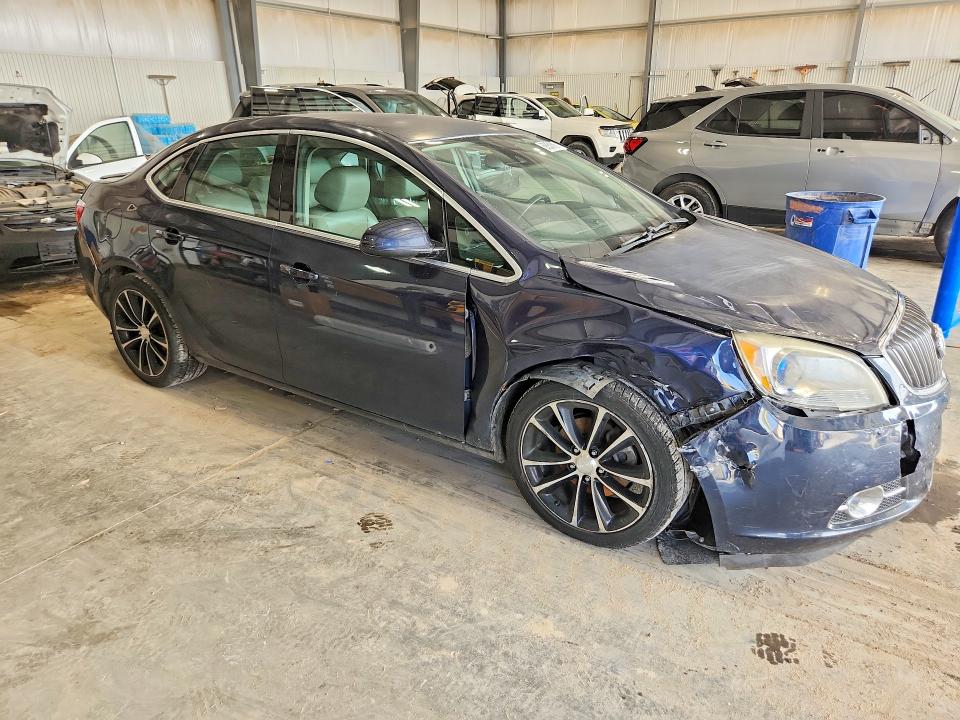 Photo 4 from auction – 2016 BUICK VERANO with VIN 1G4PW5SK0G4140640